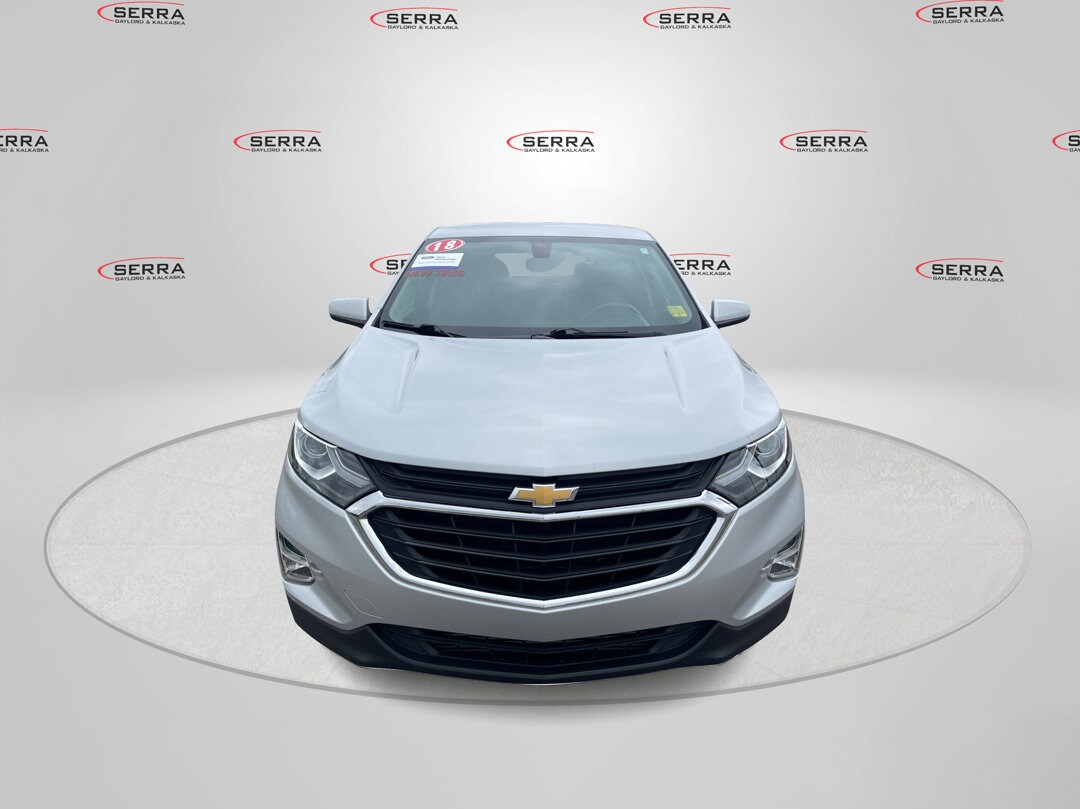2018 Chevrolet Equinox photo 2