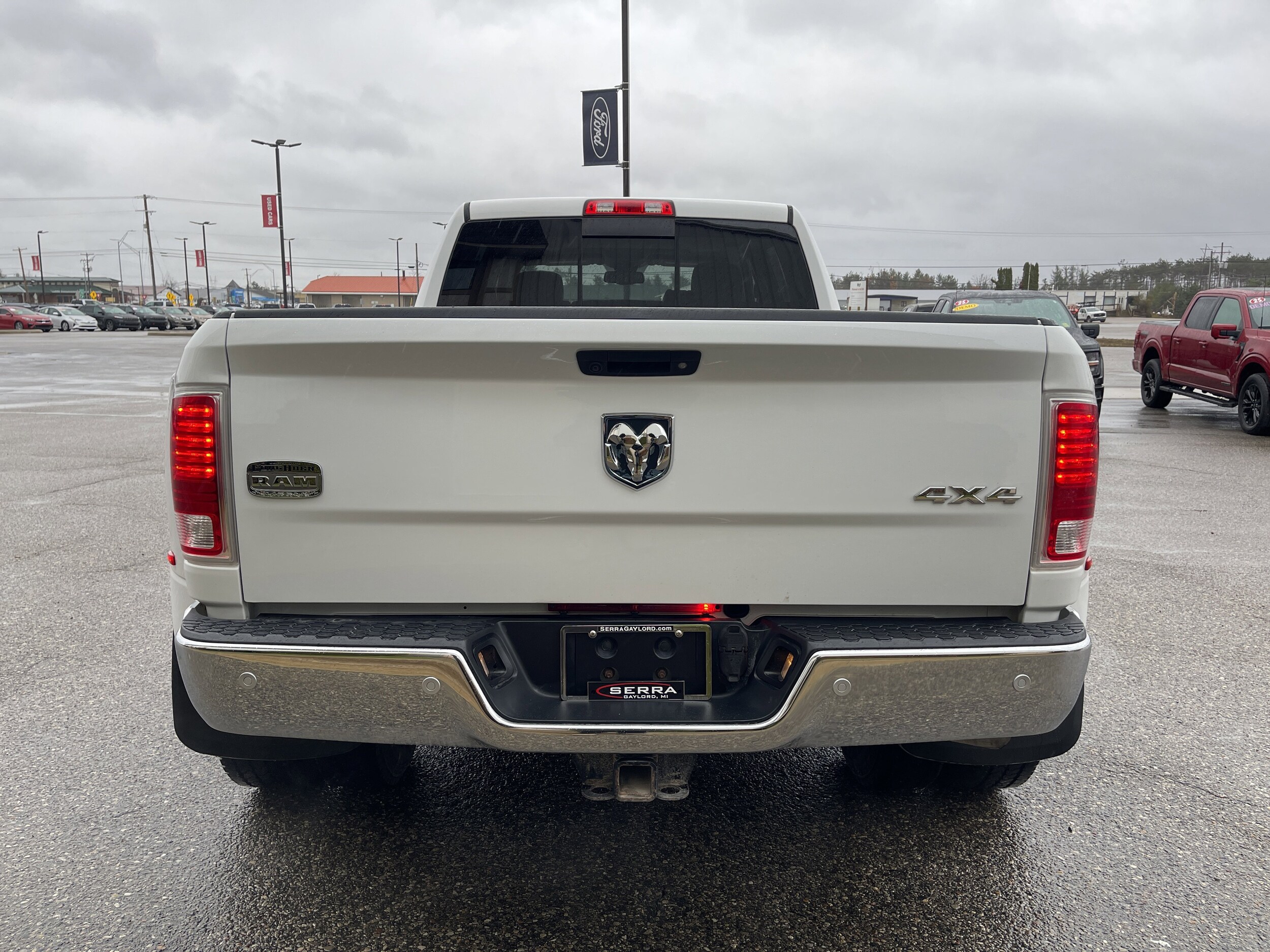 2017 Ram 3500 Laramie Longhorn photo 3