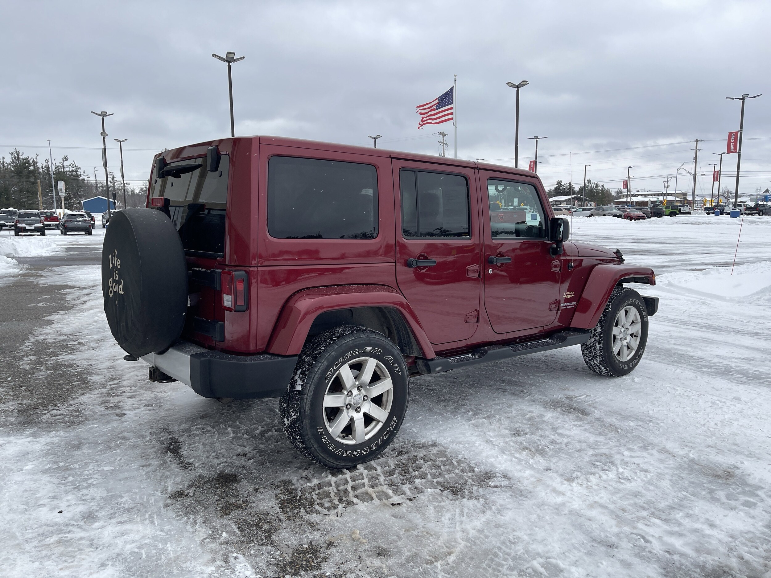 2012 Jeep Wrangler Unlimited Sahara photo 3