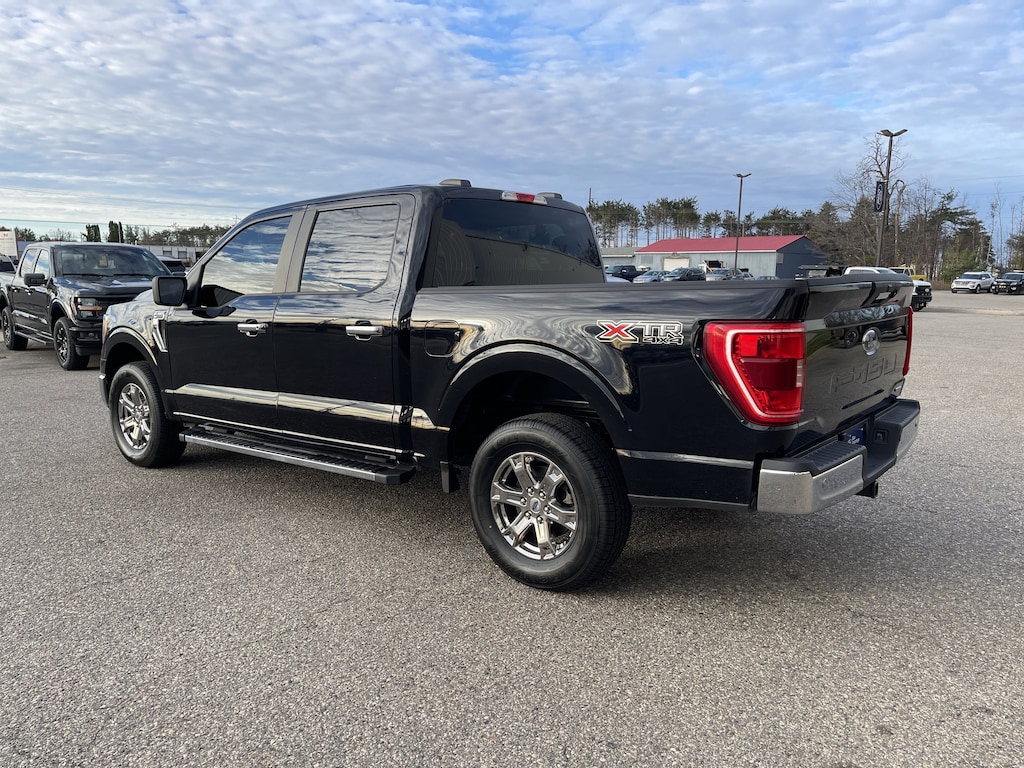 2021 Ford F-150 XLT photo 4