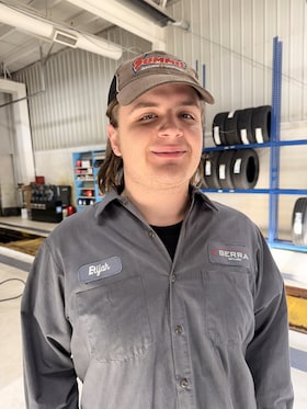 Staff member Elijah Kruger from ID_5e4d32