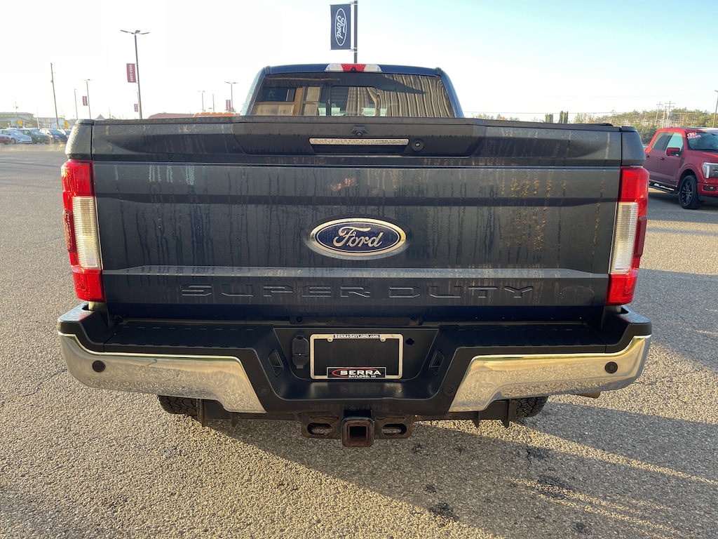 Used 2018 Ford Super Duty F-350 SRW LARIAT