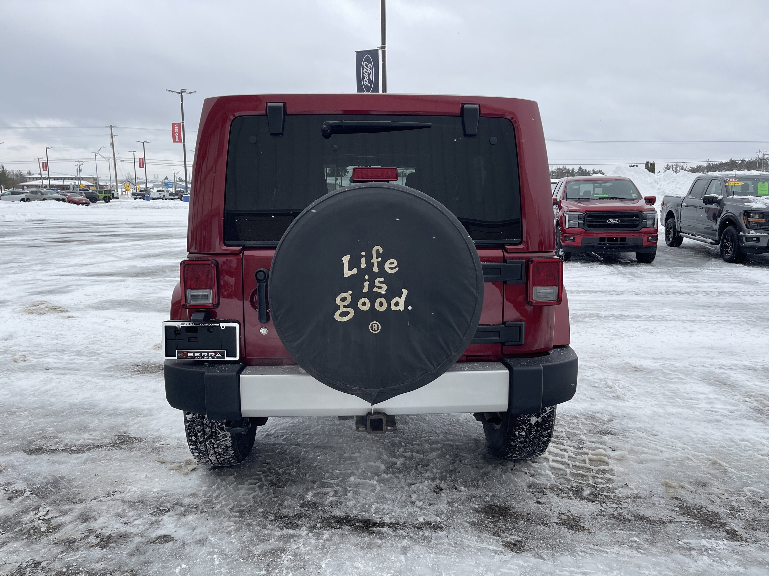 2012 Jeep Wrangler Unlimited Sahara photo 4