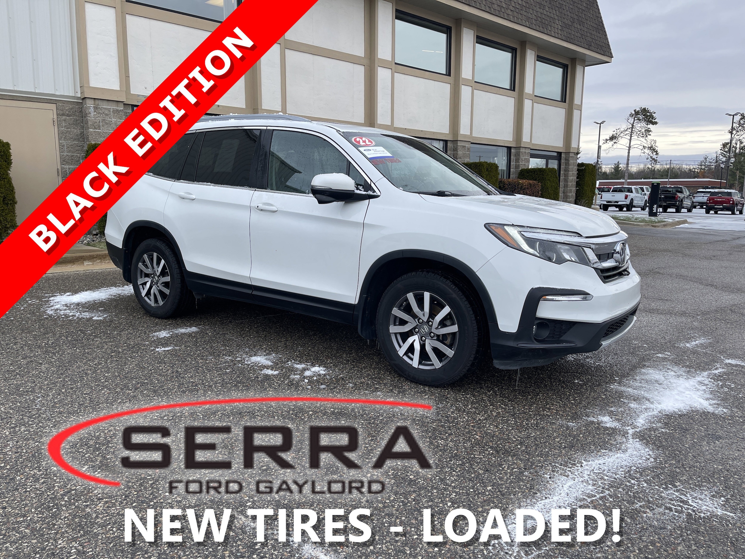 2022 Honda Pilot Black Edition's photo