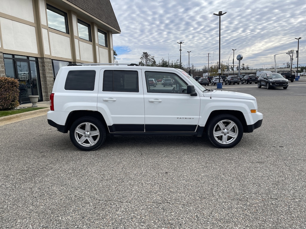 Used 2016 Jeep Patriot HIGH ALTITUDE