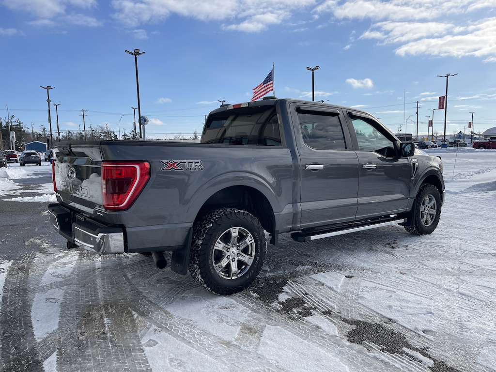Used 2021 Ford F-150 XLT XLT 4WD SuperCrew 5.5 Box