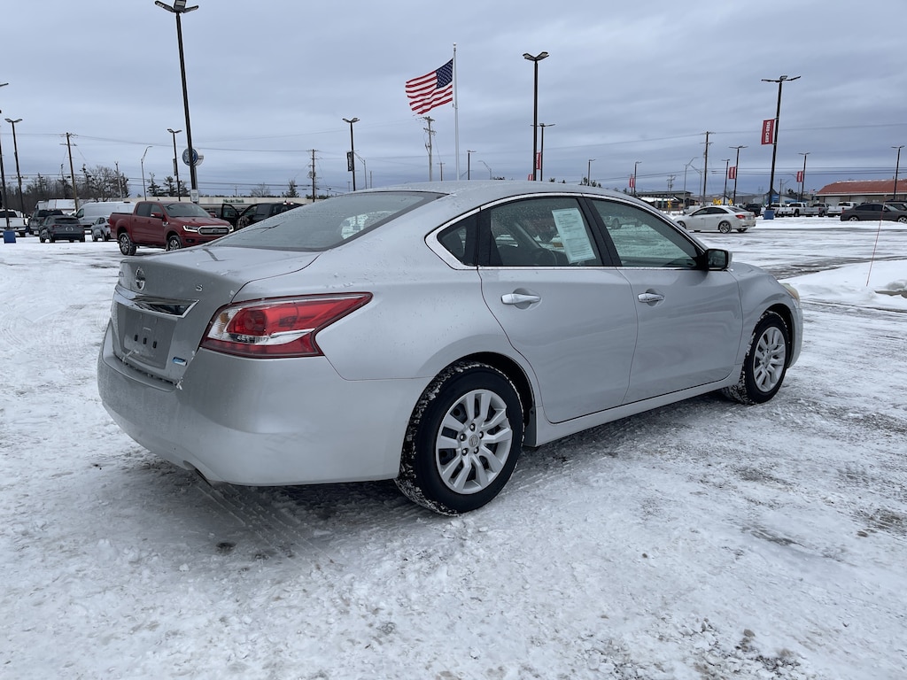 Used 2013 Nissan Altima 2.5 S Sedan