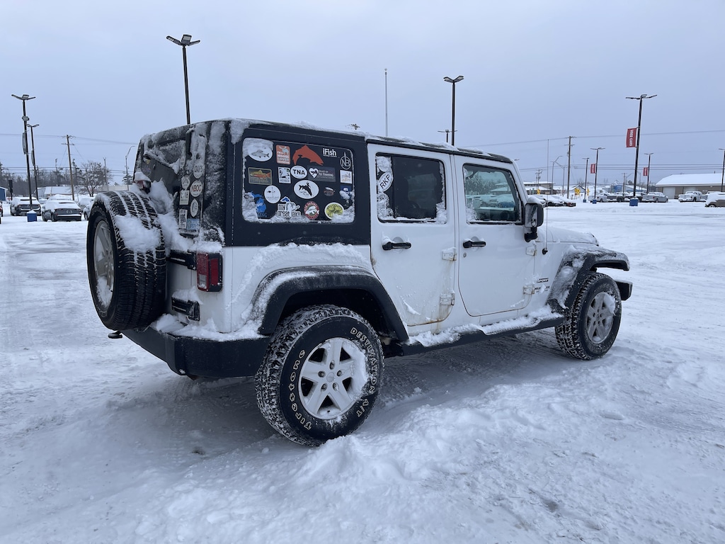 2014 Jeep Wrangler Unlimited Sport photo 2