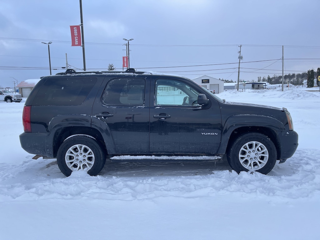 Used 2011 GMC Yukon SLT 4WD 1500 SLT