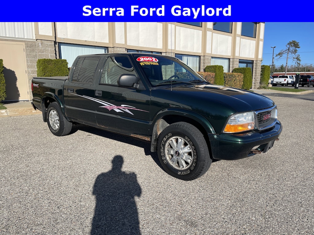 Used 2002 GMC Sonoma SLS Crew Cab 123 WB 4WD SLS