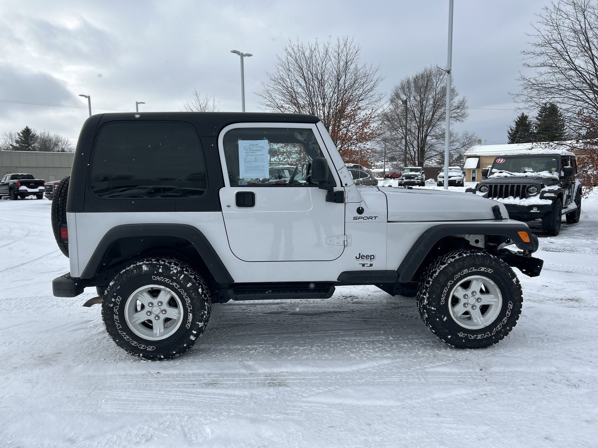 2004 Jeep Wrangler Sport photo 2