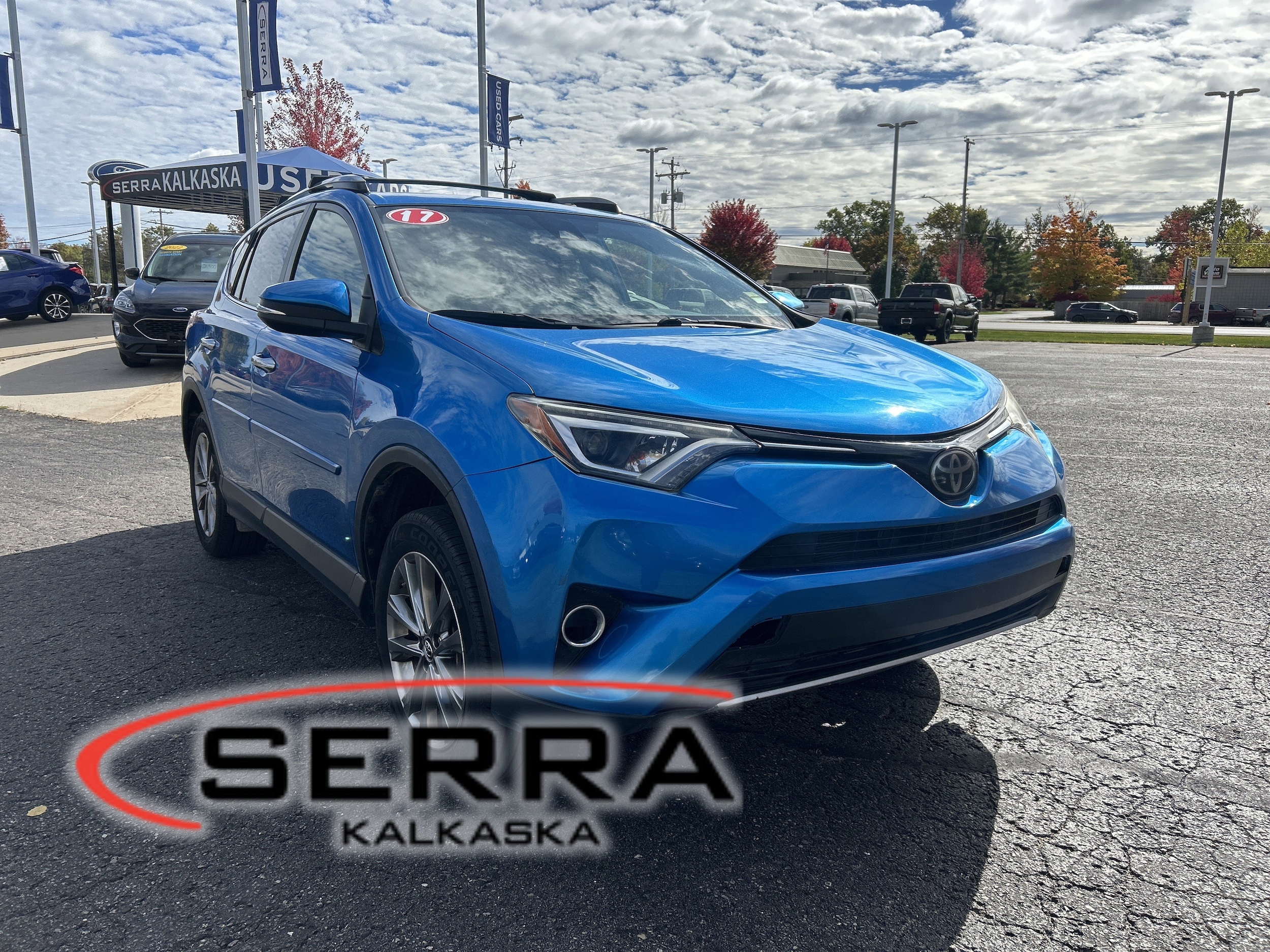 2017 Toyota RAV4 Limited's photo
