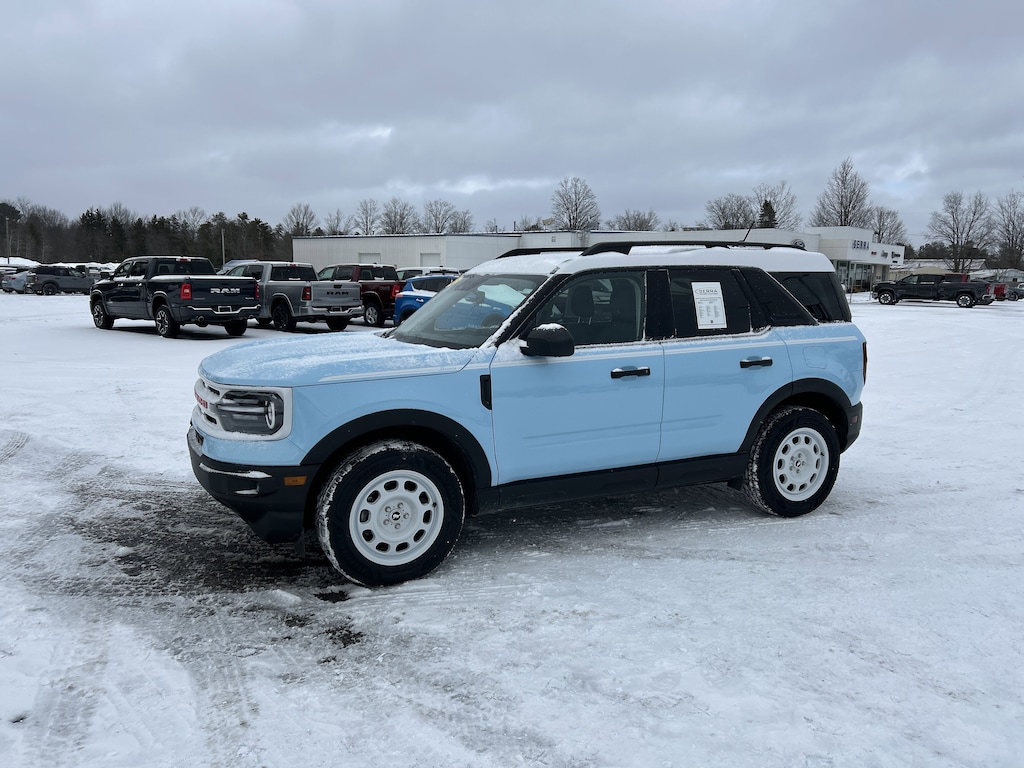 2023 Ford Bronco Sport Heritage photo 2