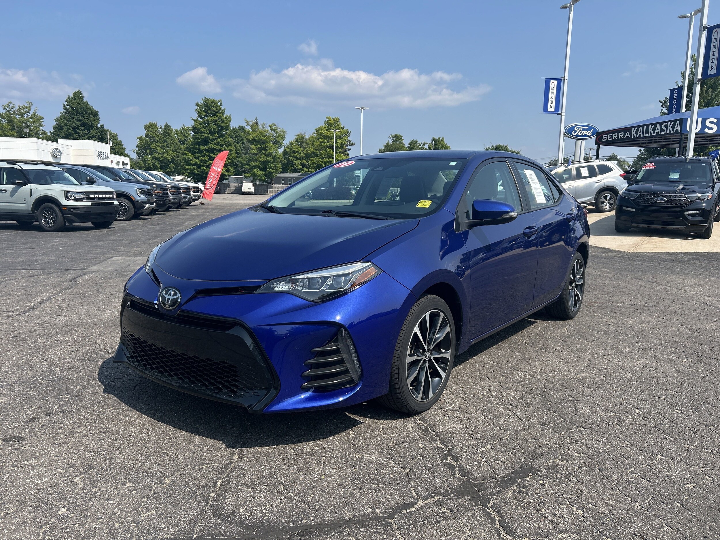 2019 Toyota Corolla SE photo 3