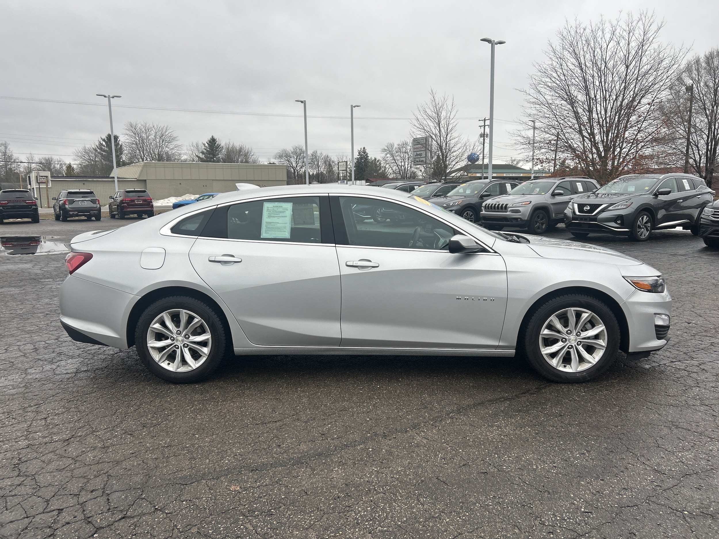 Used 2021 Chevrolet Malibu LT with VIN 1G1ZD5ST8MF074021 for sale in Kalkaska, MI