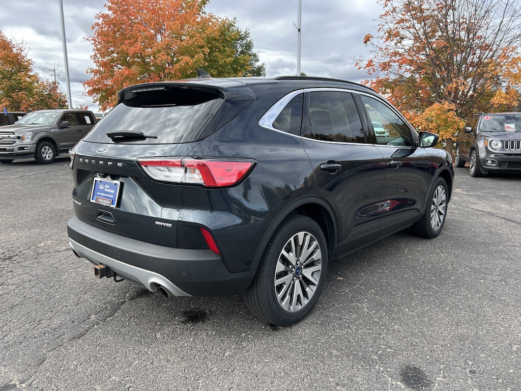 Certified 2022 Ford Escape Titanium Titanium AWD