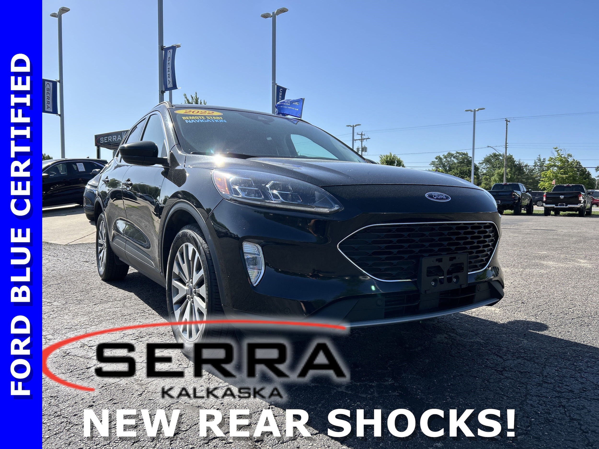 2022 Ford Escape Titanium's photo