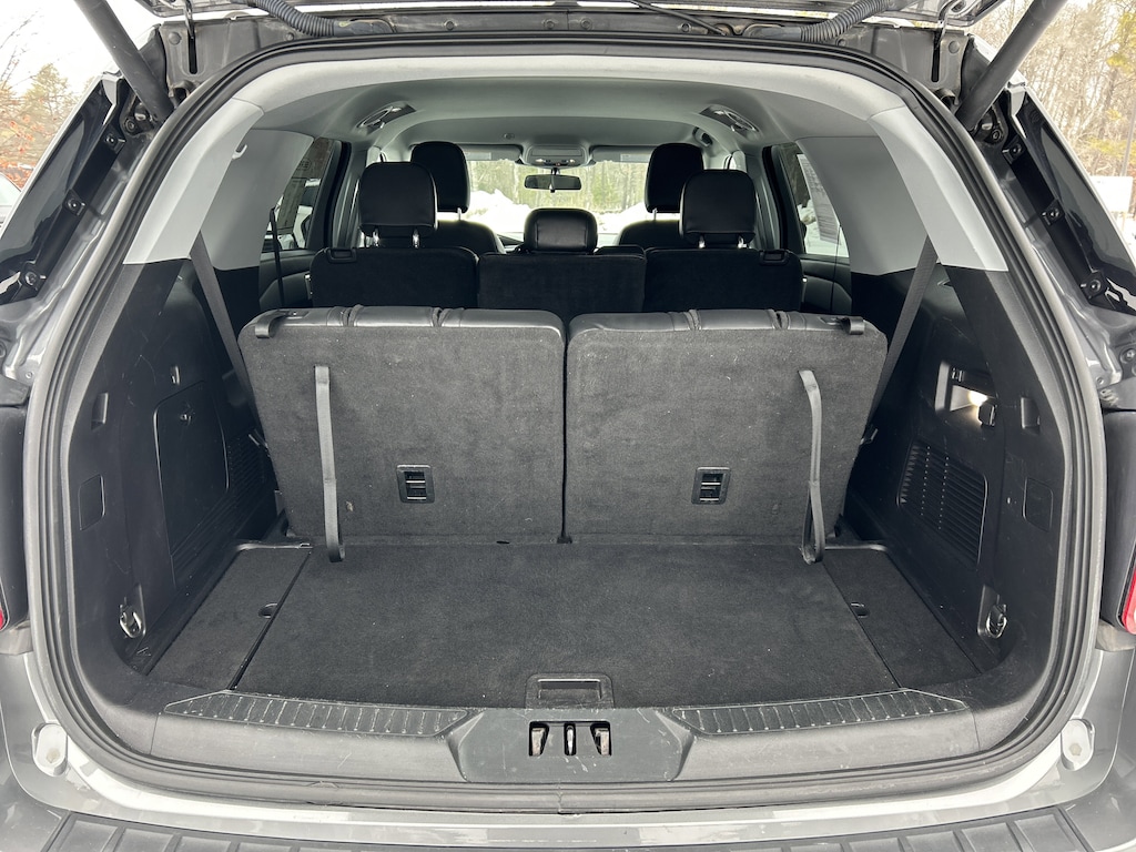 2022 Ford Explorer XLT photo 2