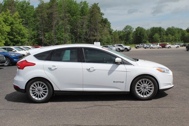 Used 2016 Ford Focus Electric with VIN 1FADP3R44GL203590 for sale in Kalkaska, MI