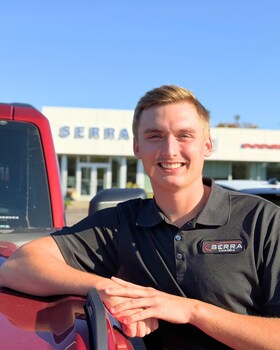 Staff member Adam Pierce from ID_5a8bb8