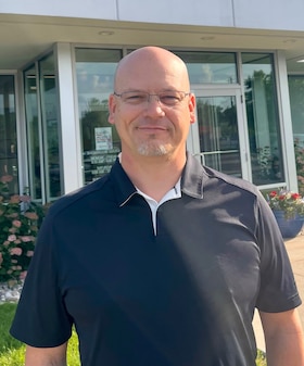 Staff member Kris Wilson from ID_778510