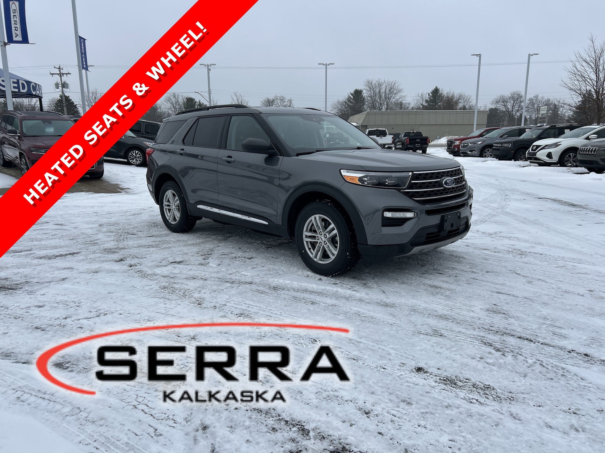 2022 Ford Explorer XLT's photo