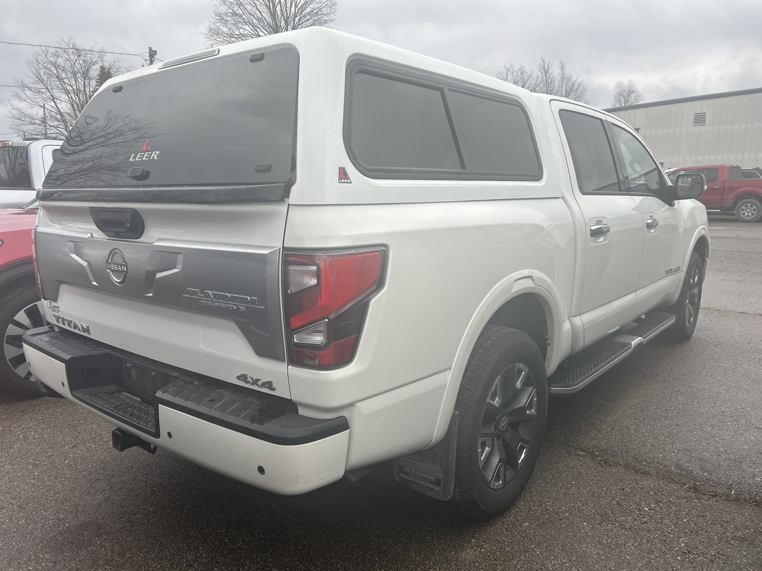 2023 Nissan Titan Crew Cab Platinum Reserve photo 2