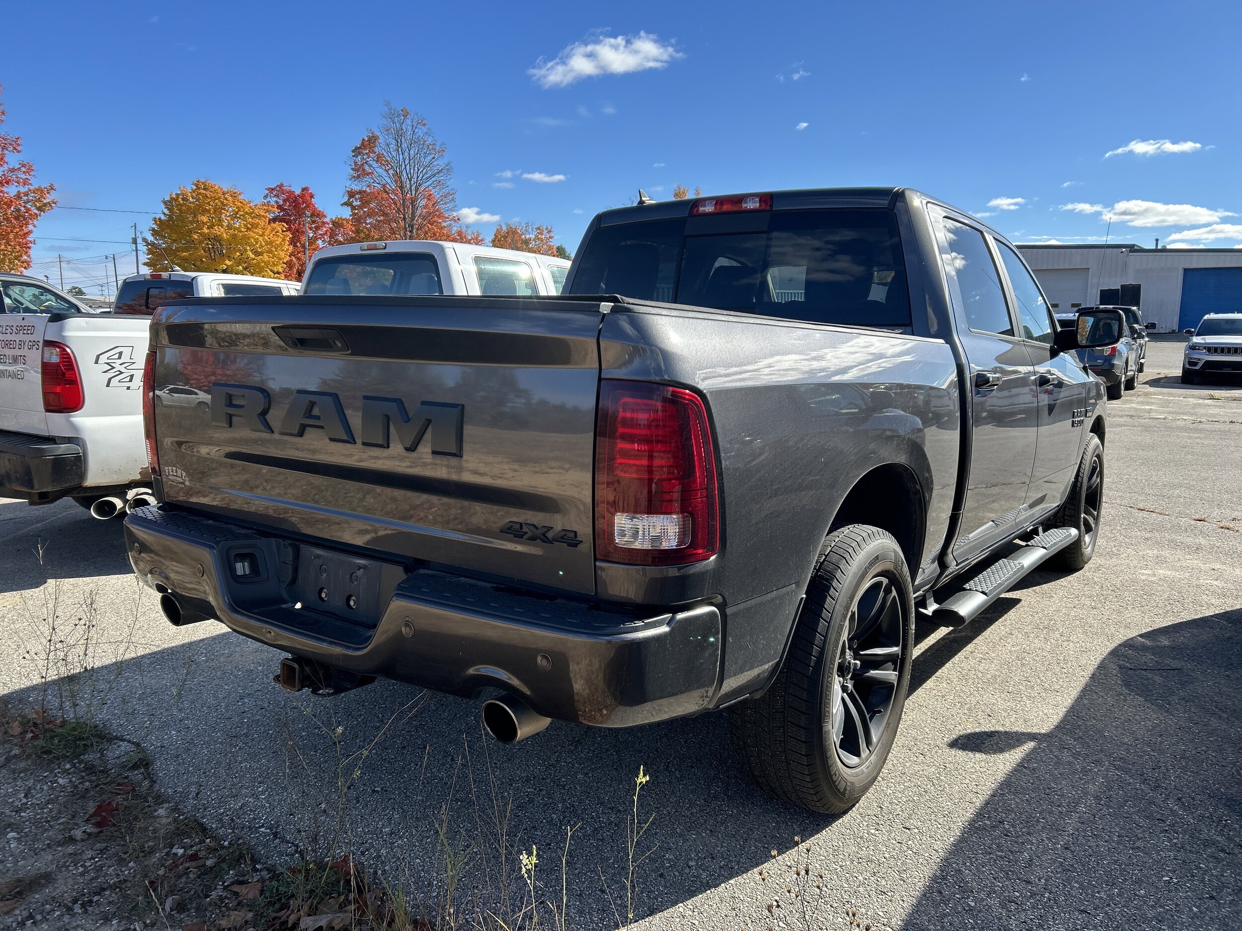 2018 Ram 1500 Sport photo 2