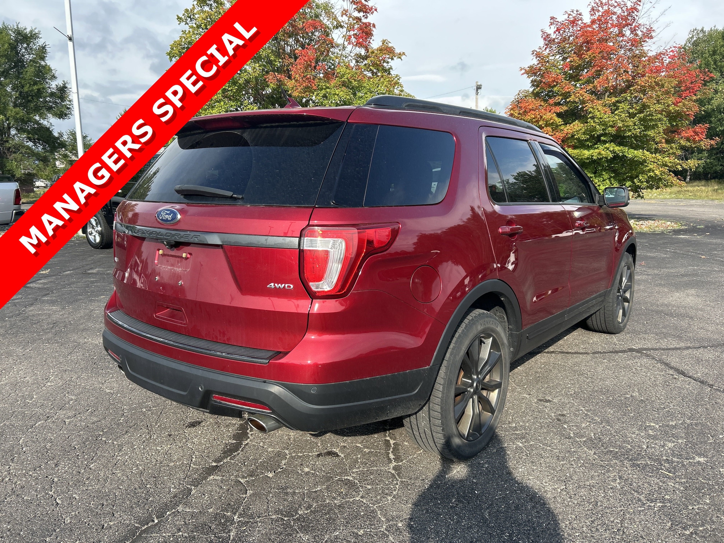 Used 2018 Ford Explorer XLT with VIN 1FM5K8D8XJGA29038 for sale in Kalkaska, MI