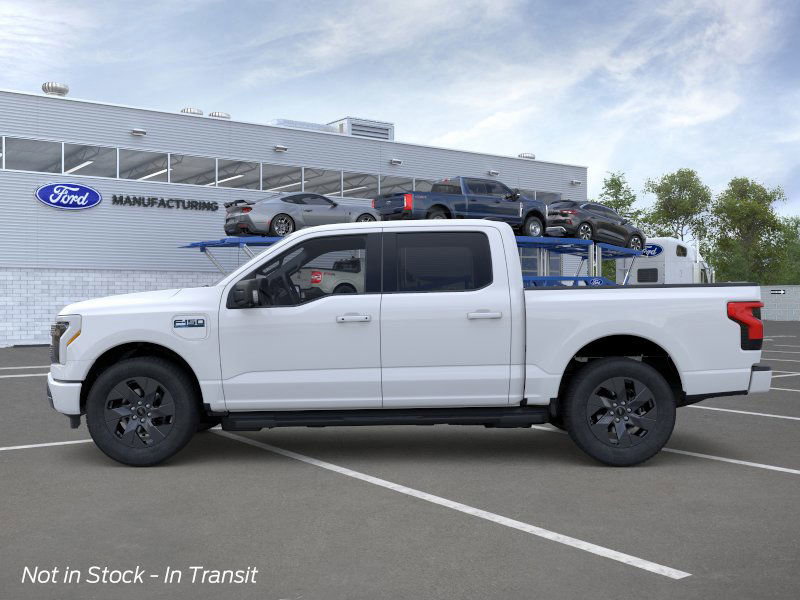 2025 Ford F-150 Lightning photo 2