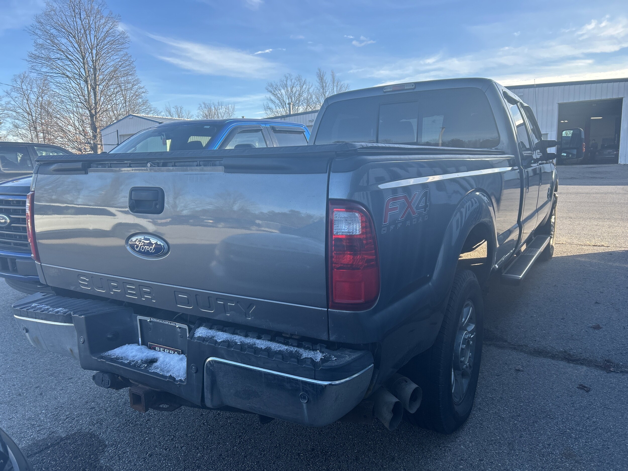 2012 Ford F-350 Lariat photo 2