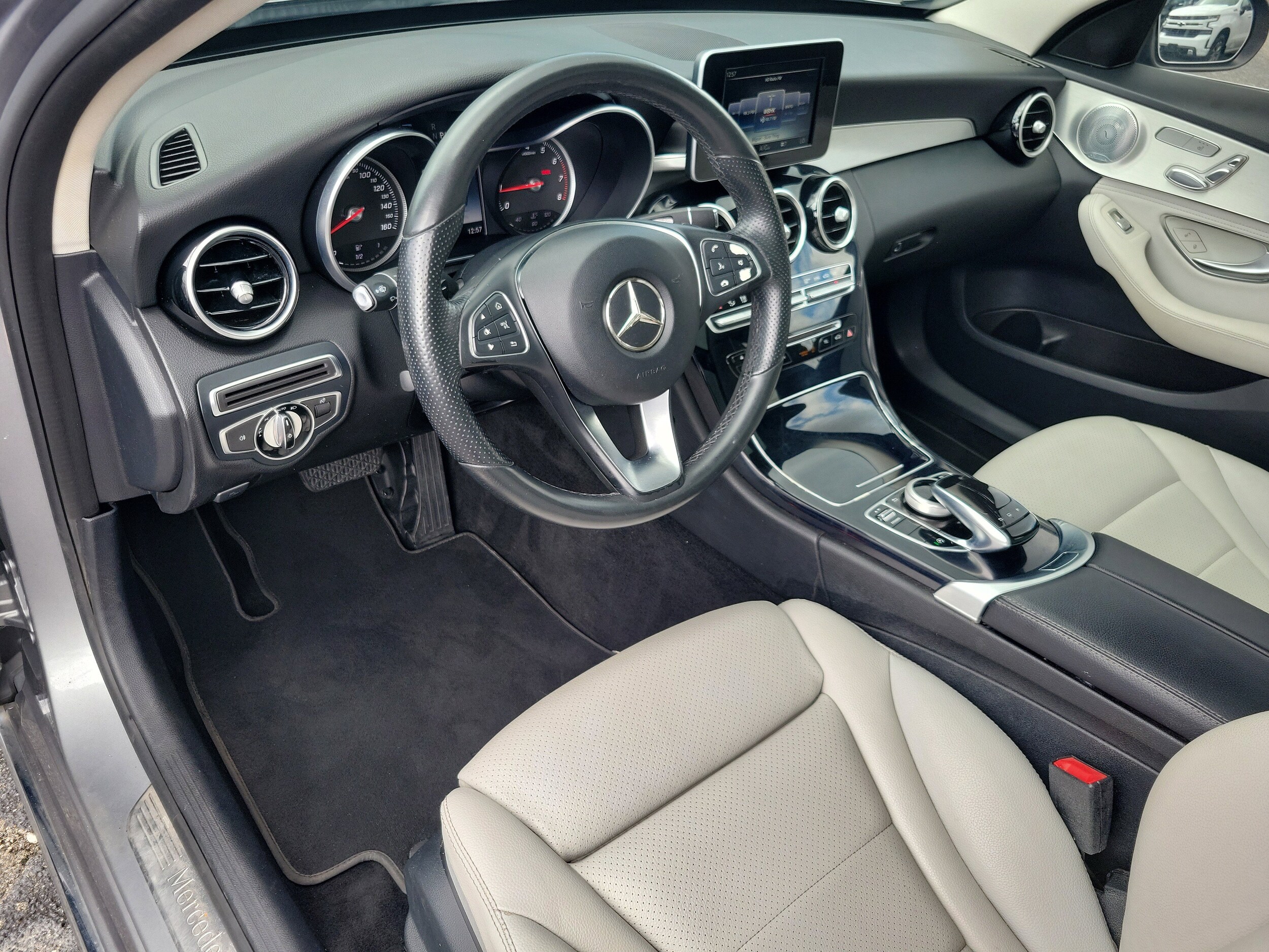 2016 Mercedes Benz C 300 4MATIC Sedan photo 3