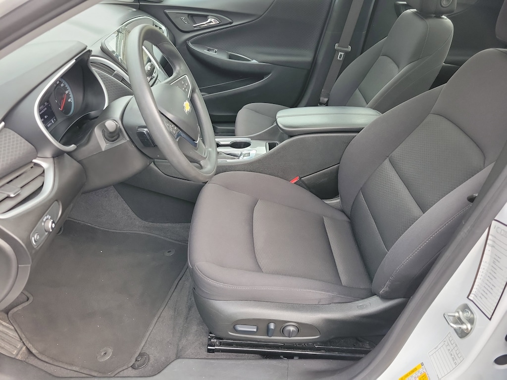 Used 2024 Chevrolet Malibu 1LT Sedan