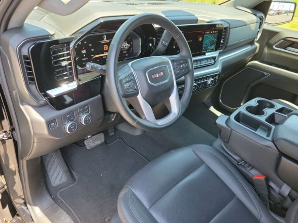 Used 2026 GMC Sierra 1500 SLT Truck Crew Cab