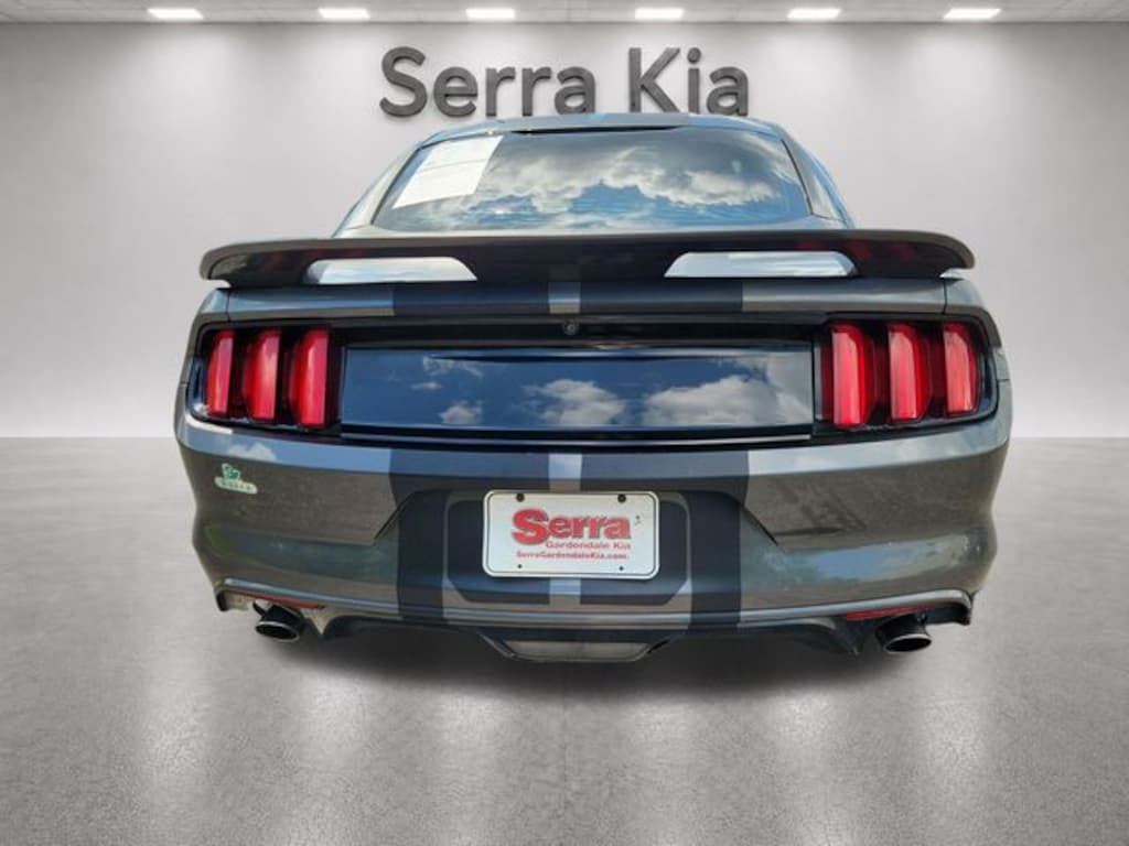 Used 2017 Ford Mustang V6 Coupe