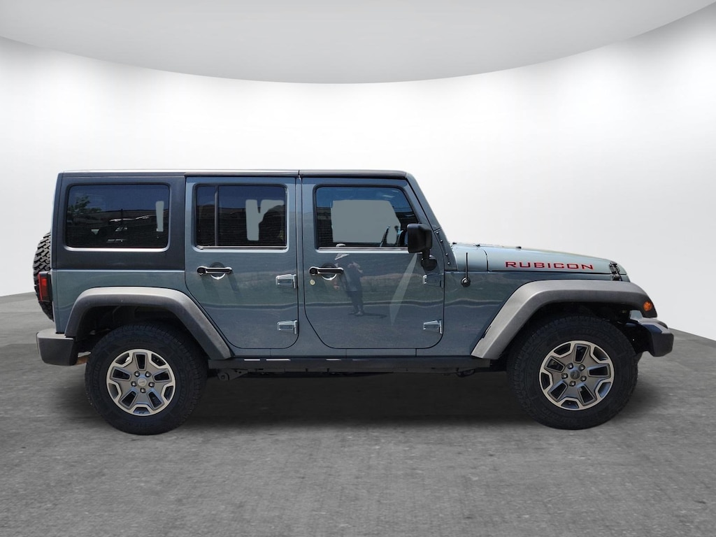 Used 2015 Jeep Wrangler Unlimited Rubicon 4x4 SUV