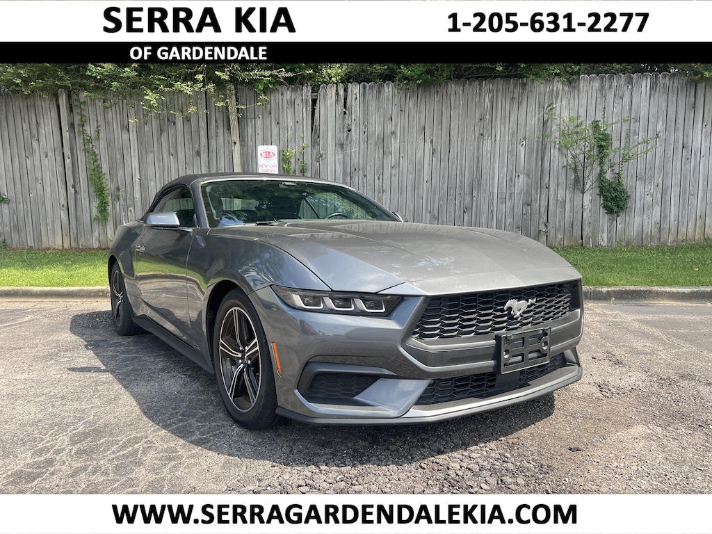 Used 2025 Ford Mustang Convertible