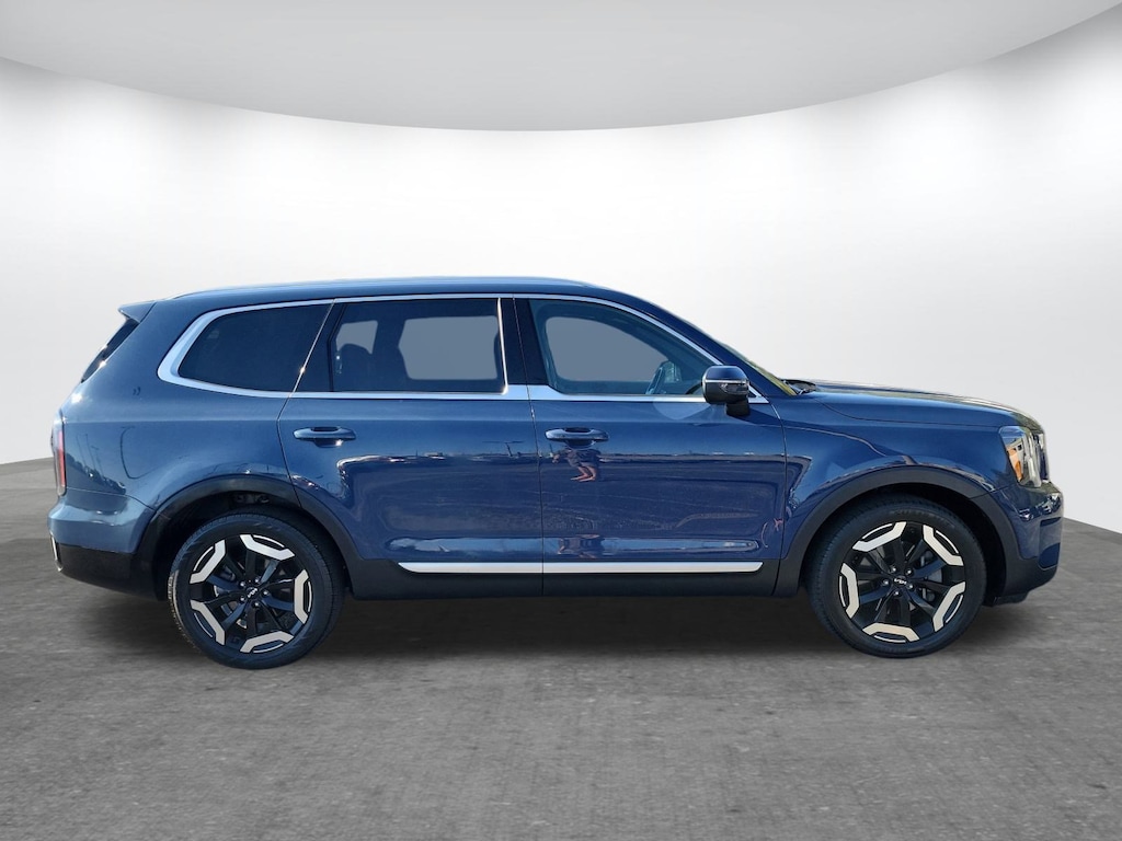 Used 2023 Kia Telluride EX SUV