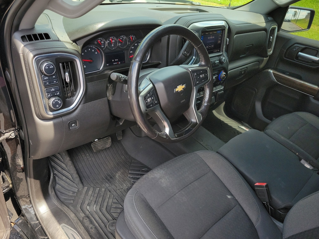 Used 2020 Chevrolet Silverado 1500 LT Truck Crew Cab