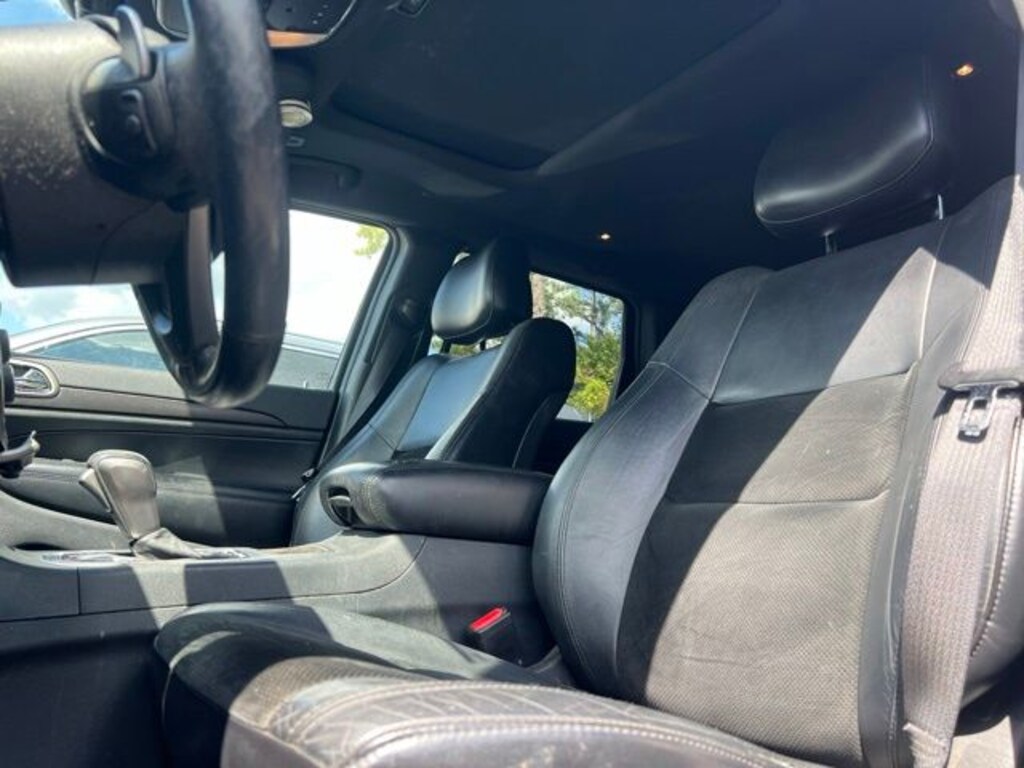 Used 2017 Jeep Grand Cherokee Laredo RWD SUV