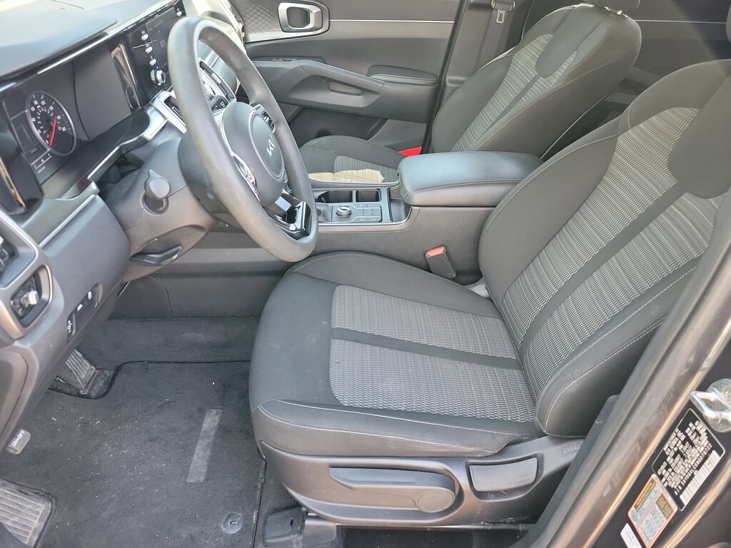 Used 2022 Kia Sorento LX SUV