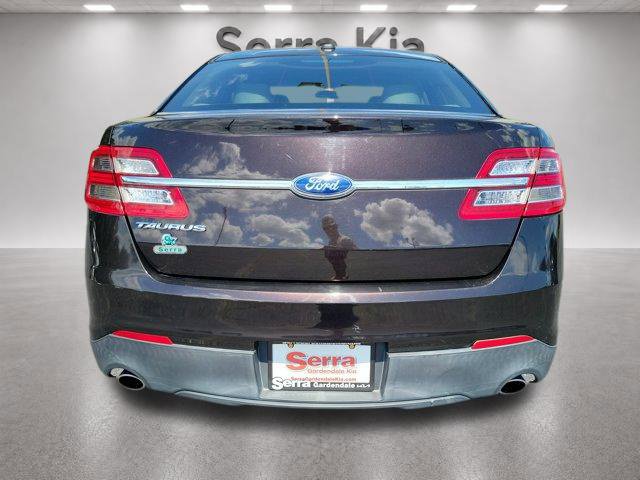 Used 2014 Ford Taurus SE Sedan
