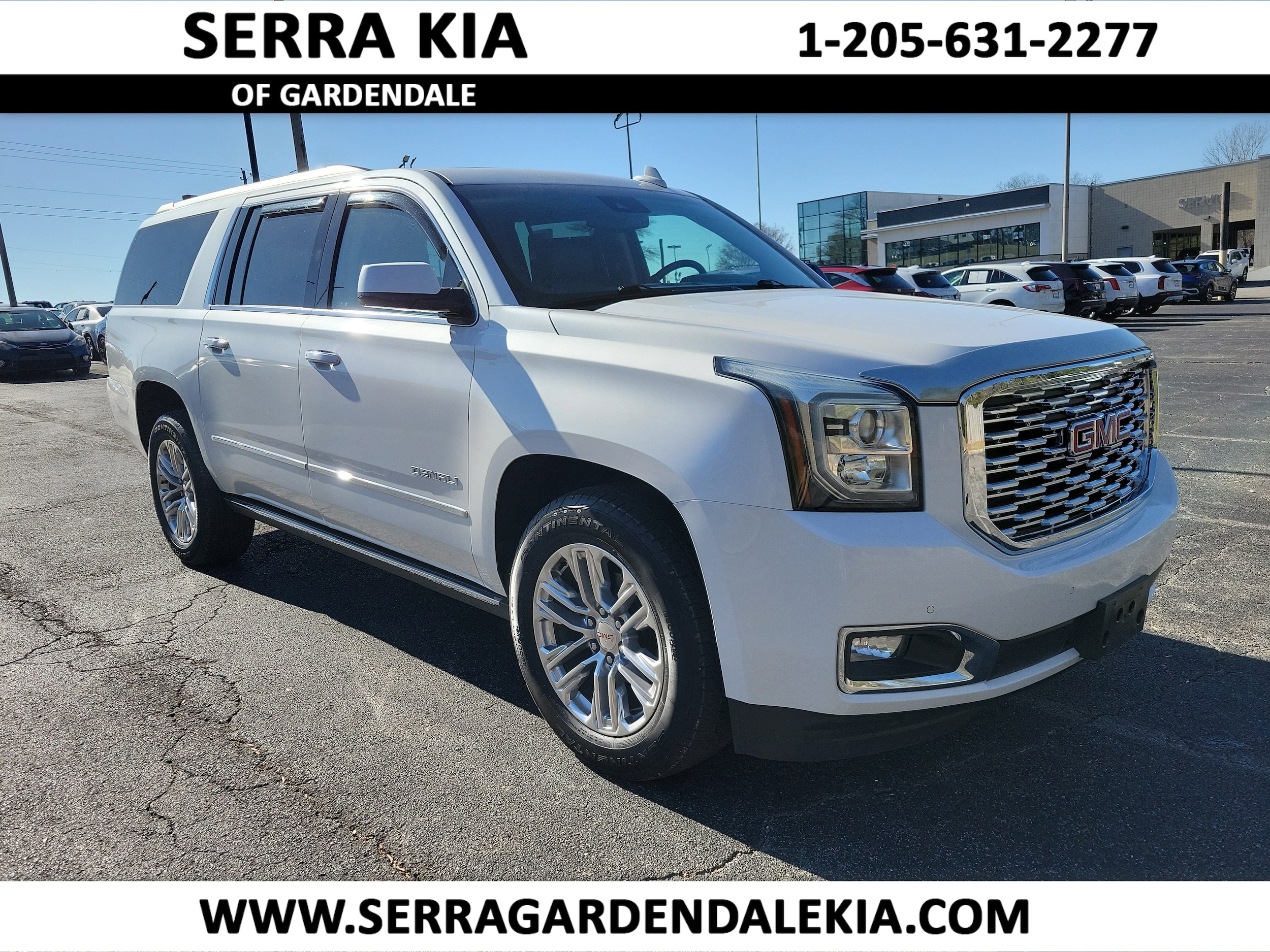 2019 GMC Yukon XL Denali's photo