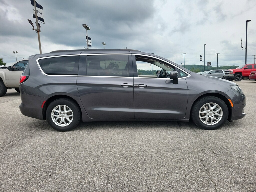 Used 2020 Chrysler Voyager LXI Van Passenger Van