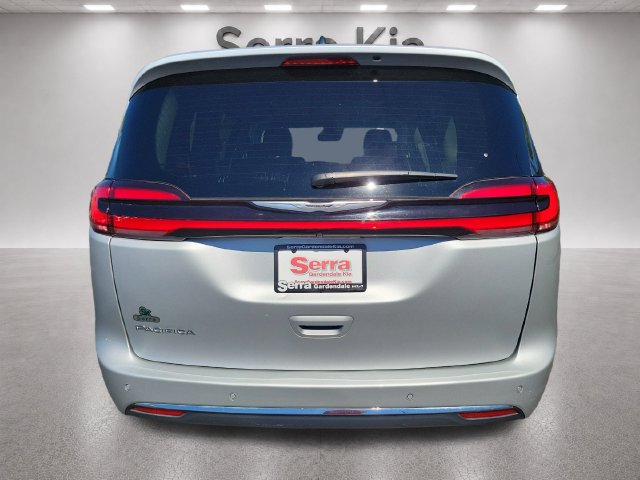 Used 2024 Chrysler Pacifica Touring L Van Passenger Van