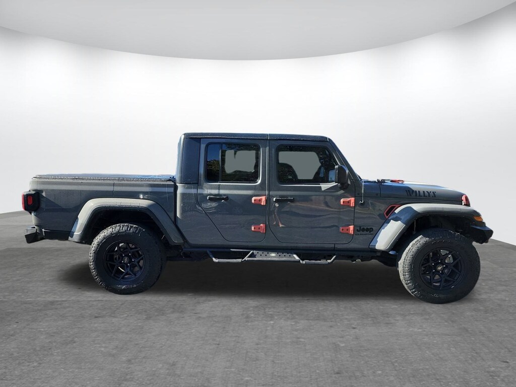 Used 2021 Jeep Gladiator Sport Truck Crew Cab