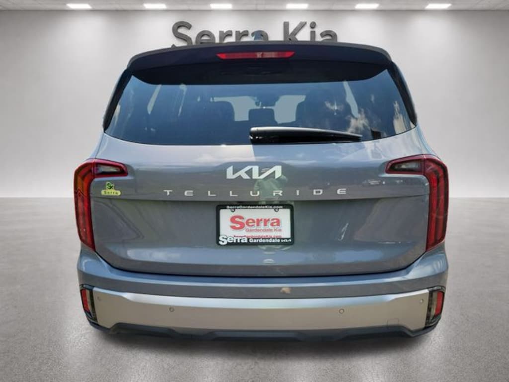 Used 2025 Kia Telluride LX SUV