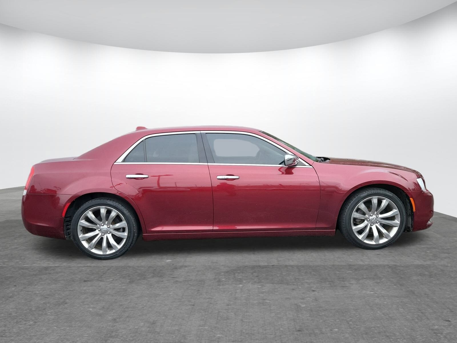 2018 Chrysler 300 Limited photo 2