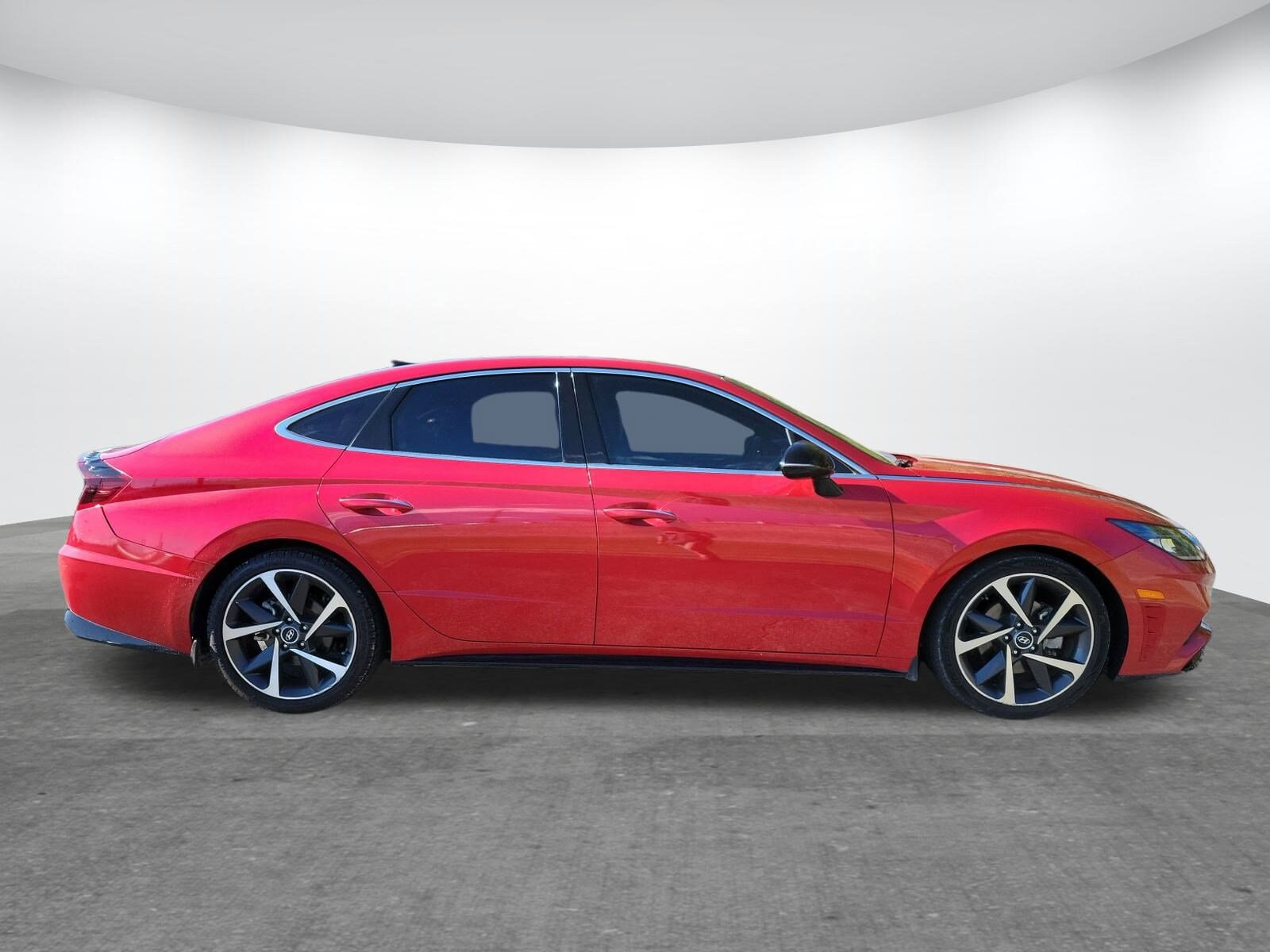 2021 Hyundai Sonata SEL Plus photo 2