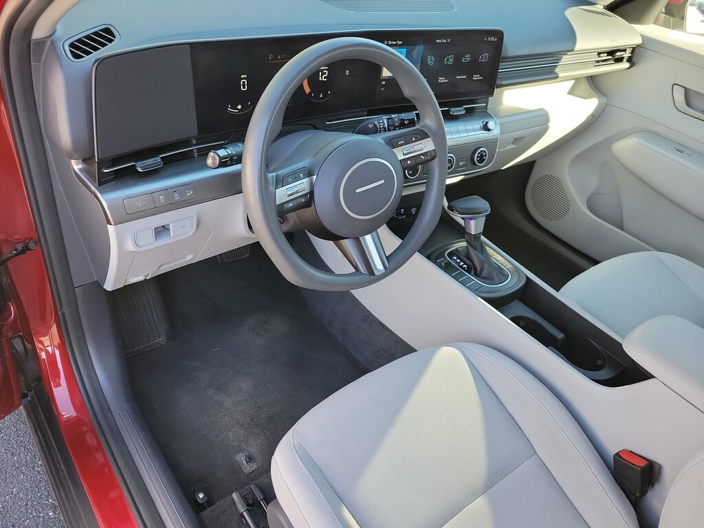 Used 2024 Hyundai Kona SE SUV